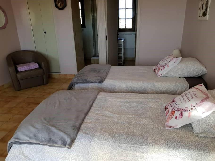 Residence Lou Cigaloun - Ana Location Gréoux-les-Bains Eksteriør bilde