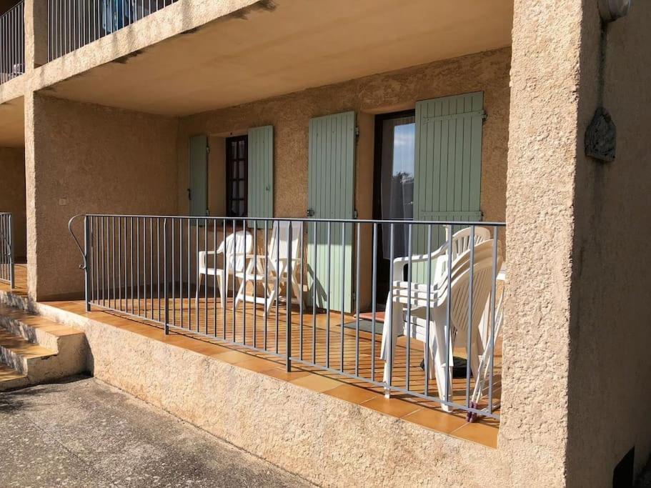 Residence Lou Cigaloun - Ana Location Gréoux-les-Bains Eksteriør bilde